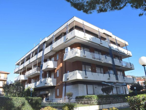 appartamento in vendita ad Andora