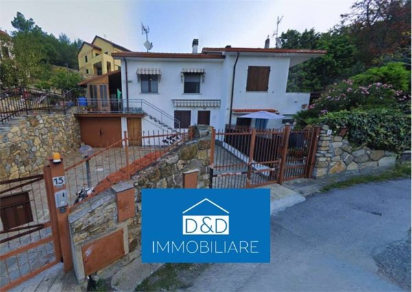 casa indipendente in vendita ad Andora