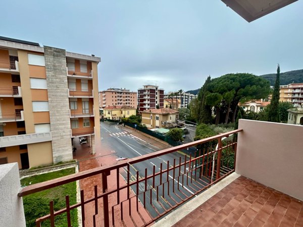 appartamento in vendita ad Andora