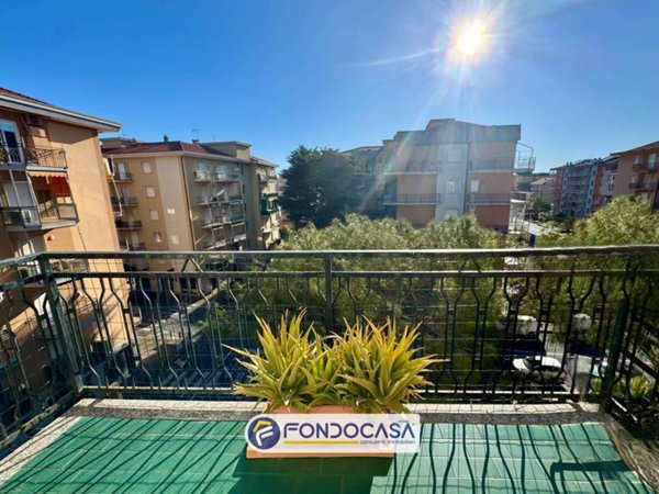 appartamento in vendita ad Andora