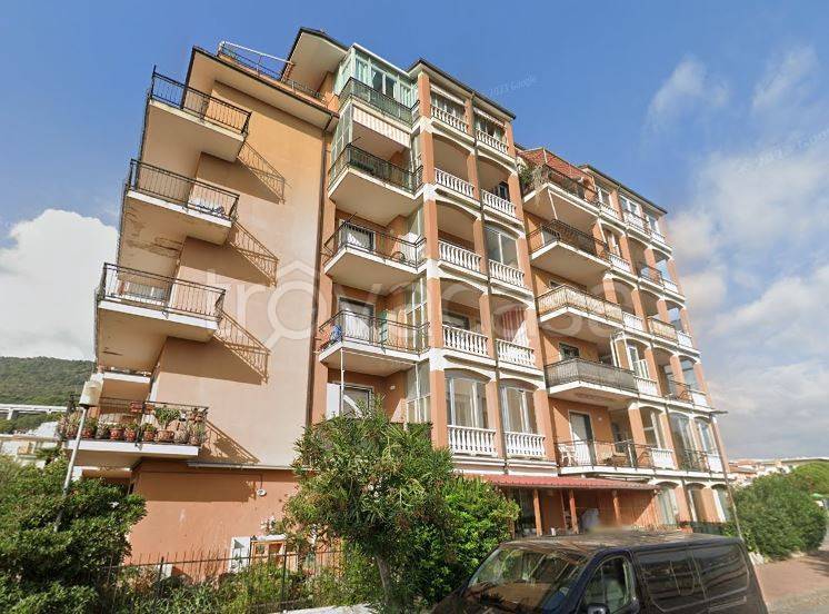 appartamento in vendita ad Andora