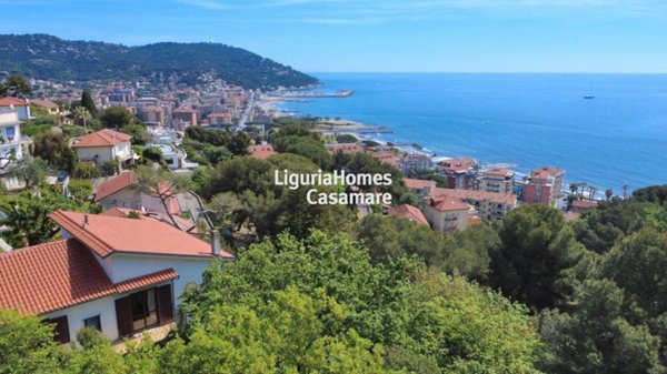 casa indipendente in vendita ad Andora