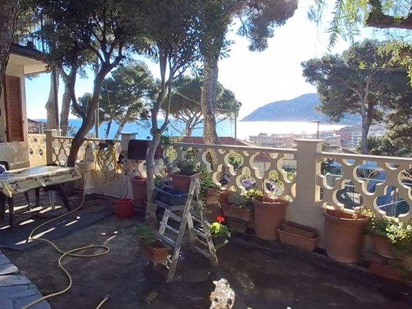 appartamento in vendita ad Andora