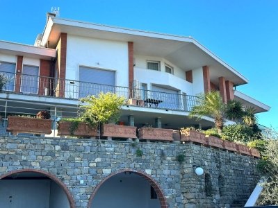 locale di sgombero in vendita ad Andora