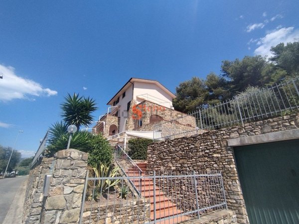 appartamento in vendita ad Andora