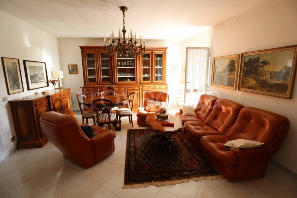 casa indipendente in vendita ad Andora