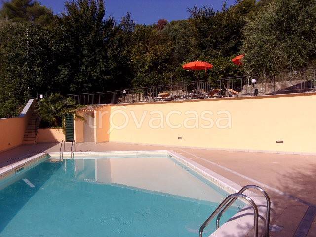 appartamento in vendita ad Andora in zona Conna