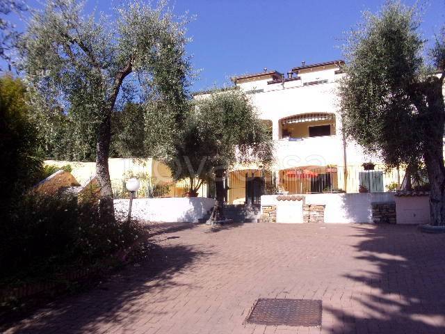 appartamento in vendita ad Andora in zona Conna