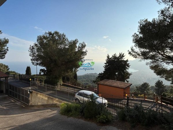 appartamento in vendita ad Andora