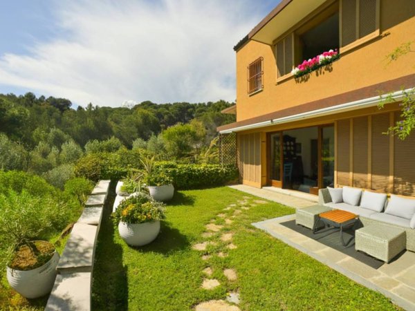casa indipendente in vendita ad Andora