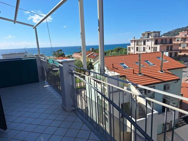appartamento in vendita ad Andora