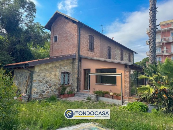 appartamento in vendita ad Andora