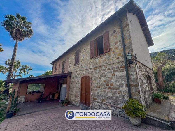 appartamento in vendita ad Andora