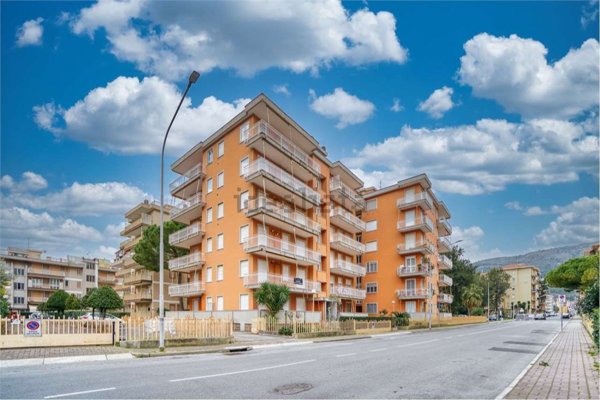 appartamento in vendita ad Andora