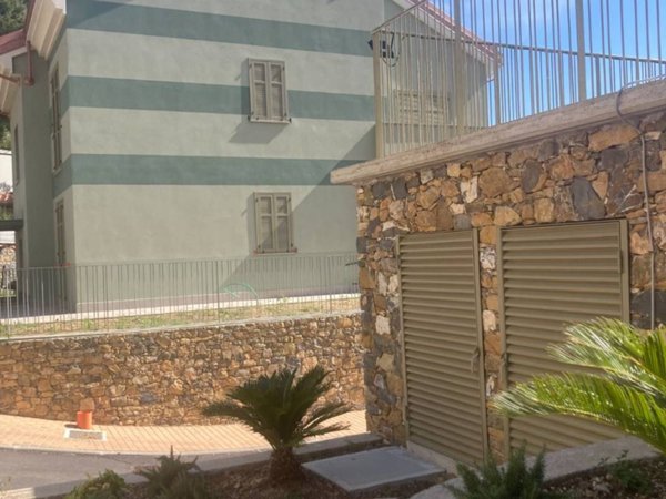 appartamento in vendita ad Andora