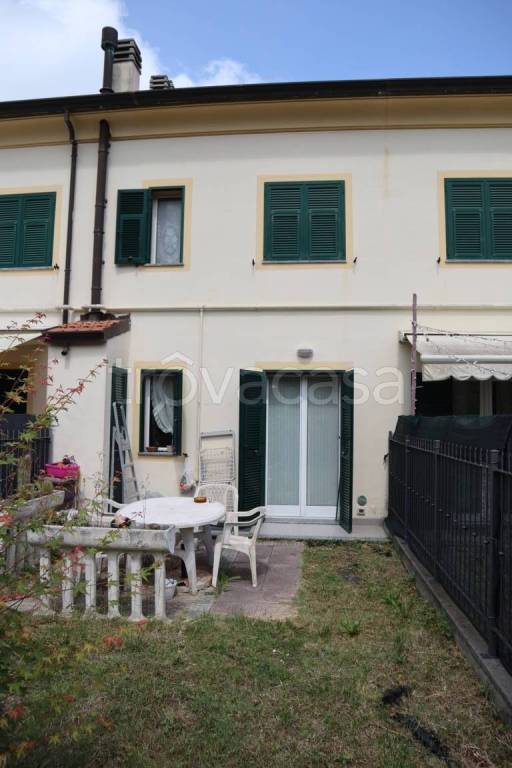 casa indipendente in vendita ad Andora