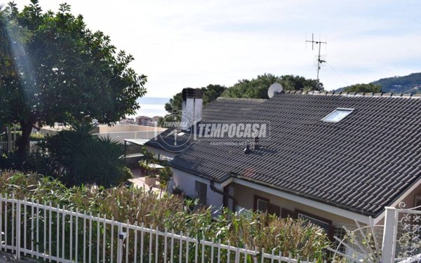 appartamento in vendita ad Andora