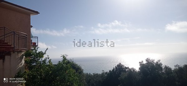 casale in vendita ad Andora in zona Rollo