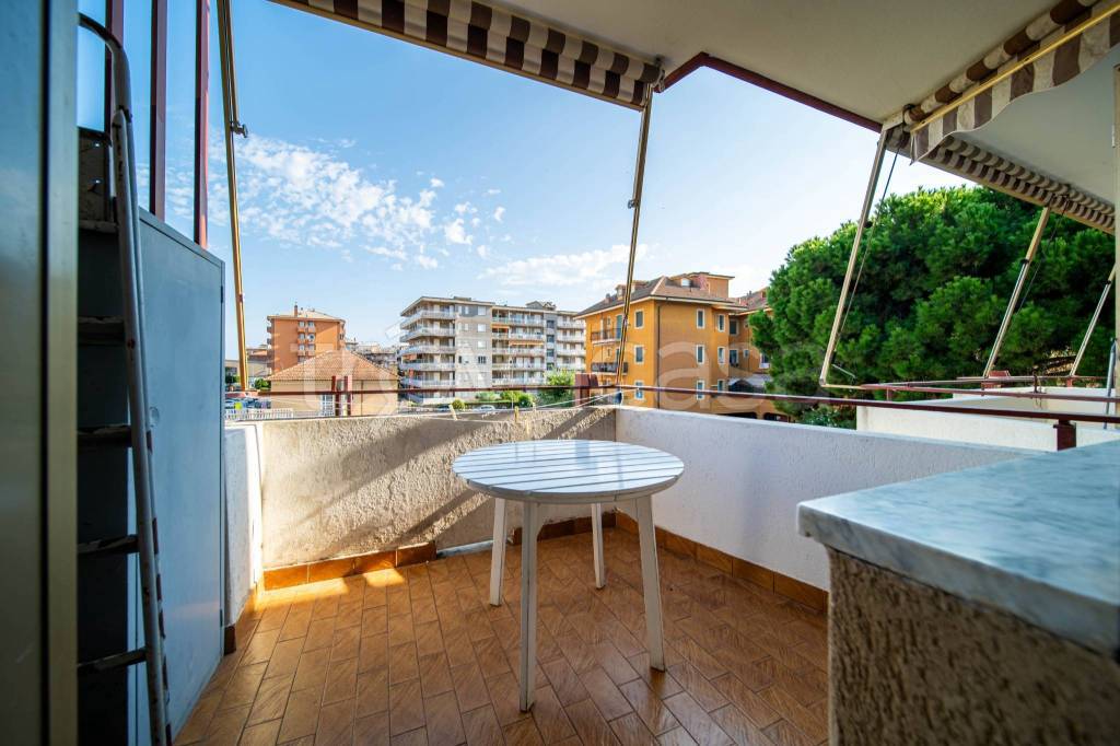 appartamento in vendita ad Andora