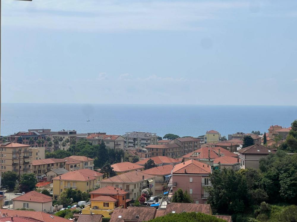 appartamento in vendita ad Andora