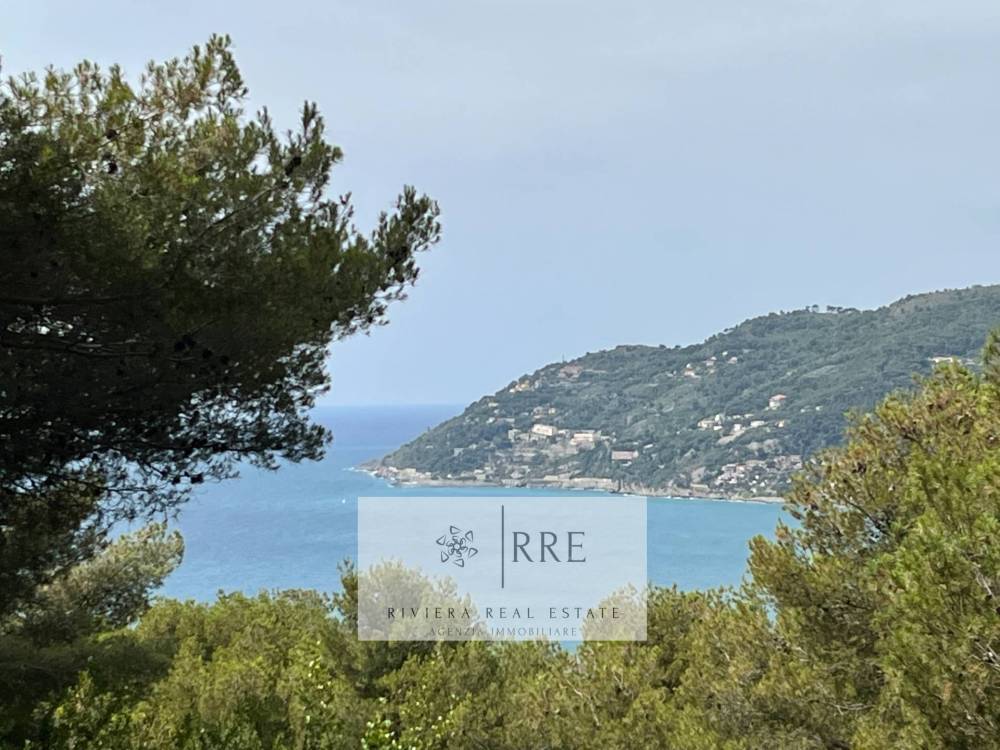 casa indipendente in vendita ad Andora