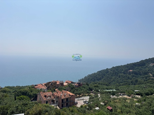 appartamento in vendita ad Andora in zona Rollo