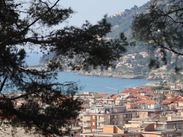 appartamento in vendita ad Andora