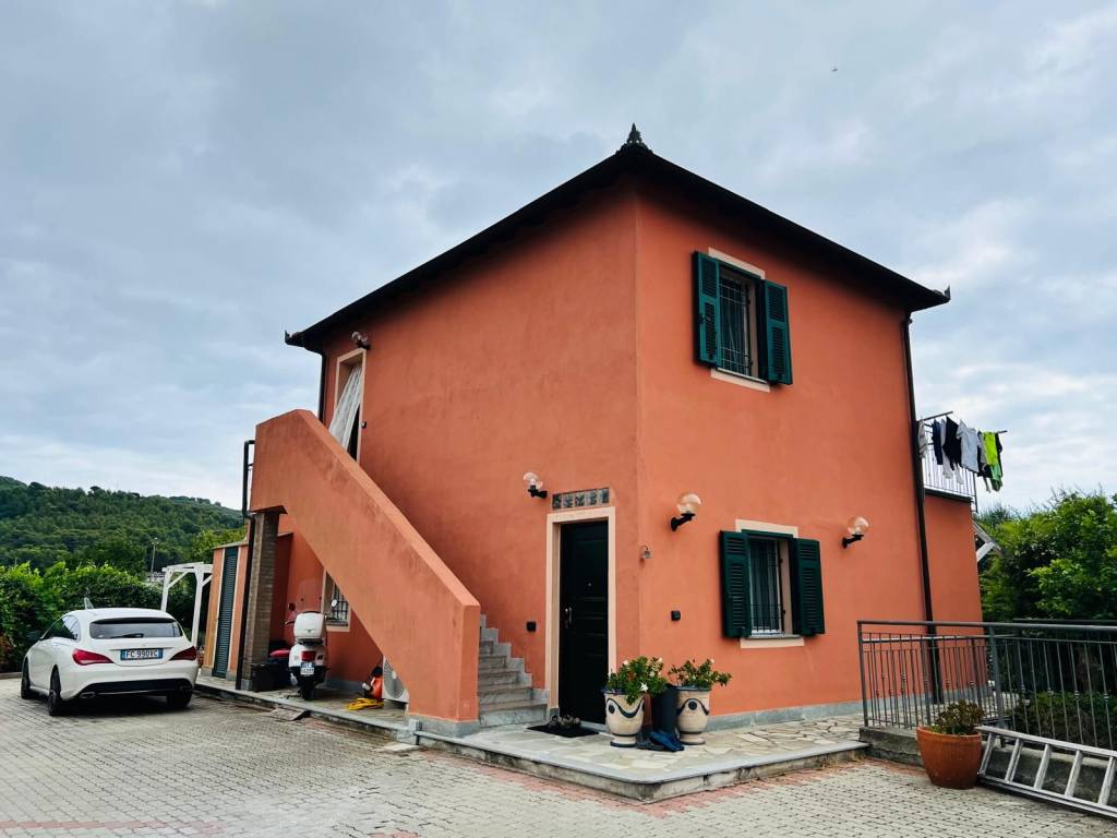 casa indipendente in vendita ad Andora