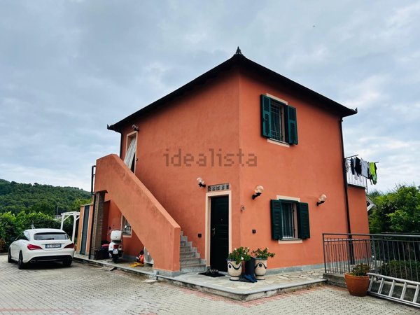 casa indipendente in vendita ad Andora