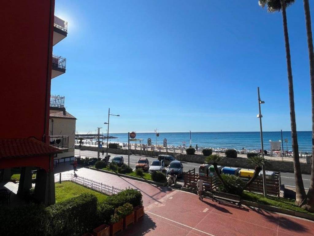 appartamento in vendita ad Andora