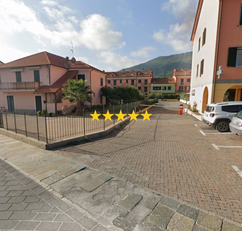 casa indipendente in vendita ad Andora