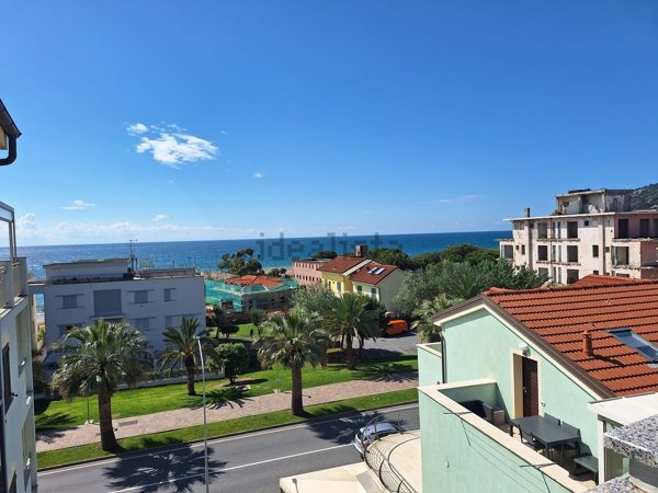 appartamento in vendita ad Andora