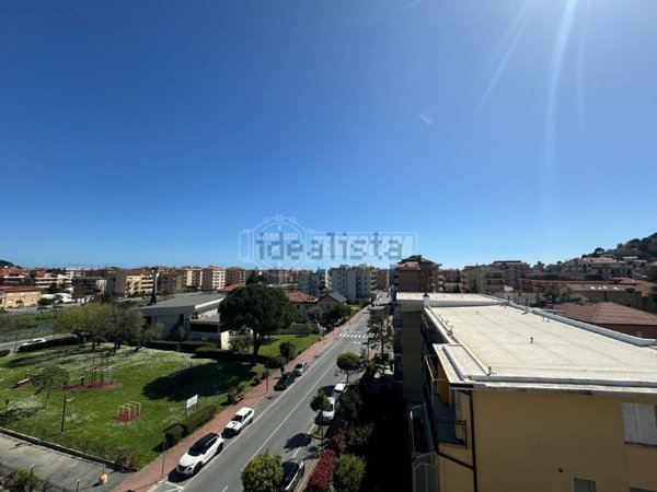 appartamento in vendita ad Andora