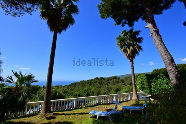 casa indipendente in vendita ad Andora
