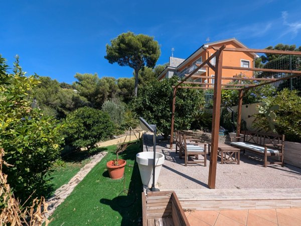 appartamento in vendita ad Andora