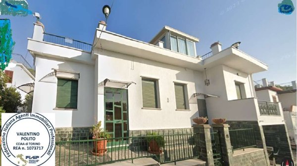 casa indipendente in vendita ad Andora