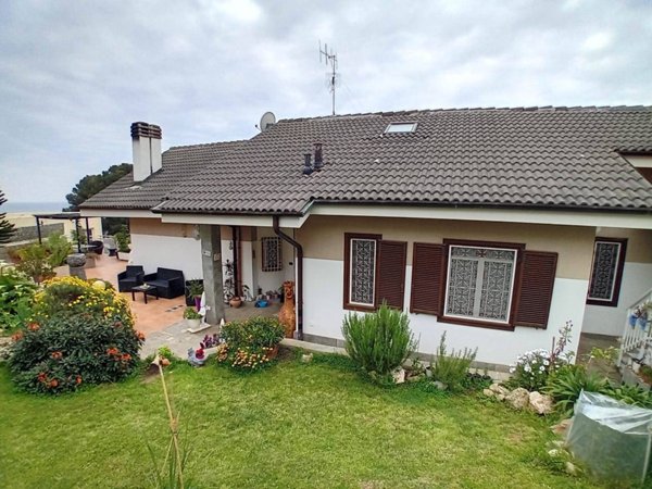 appartamento in vendita ad Andora