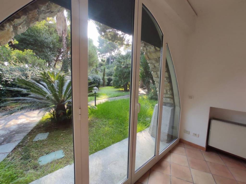 appartamento in vendita ad Andora