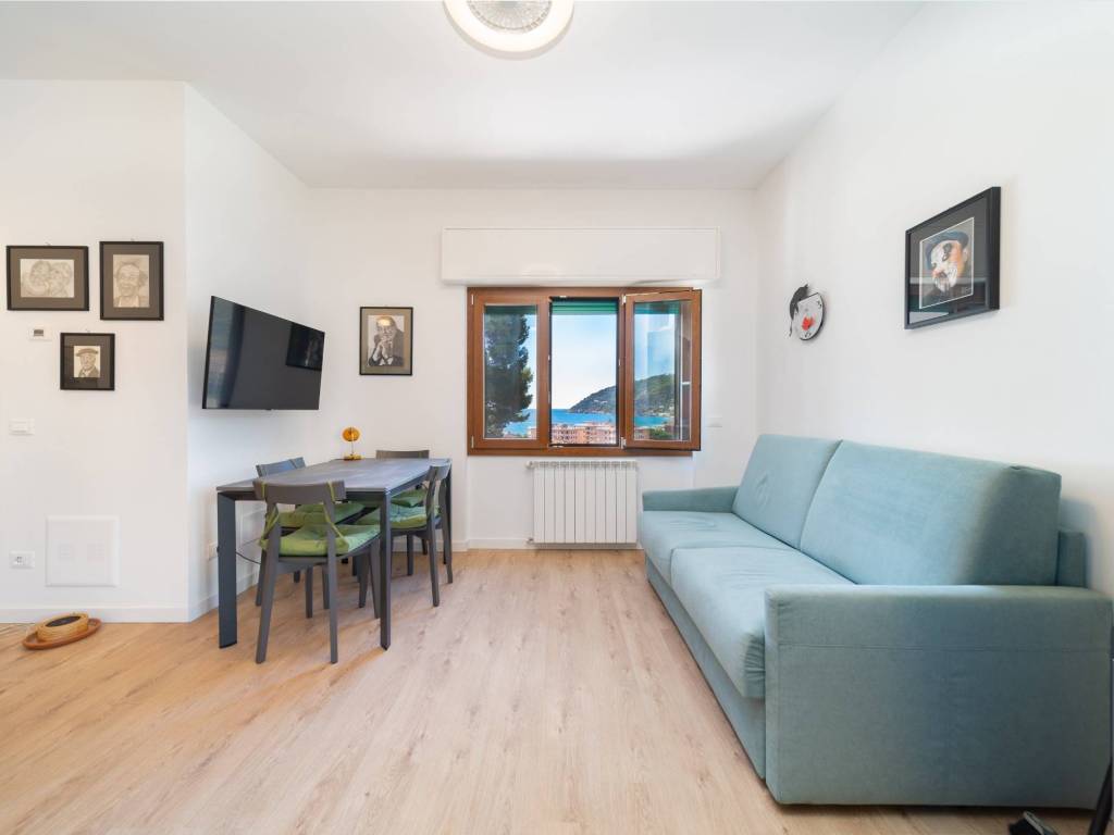 appartamento in vendita ad Andora