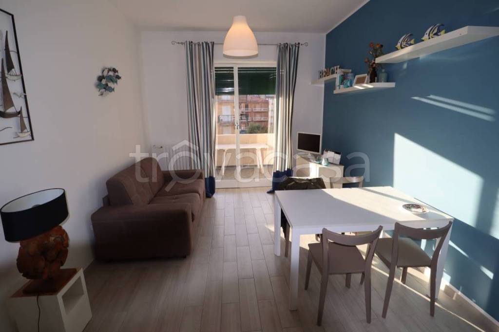 appartamento in vendita ad Andora