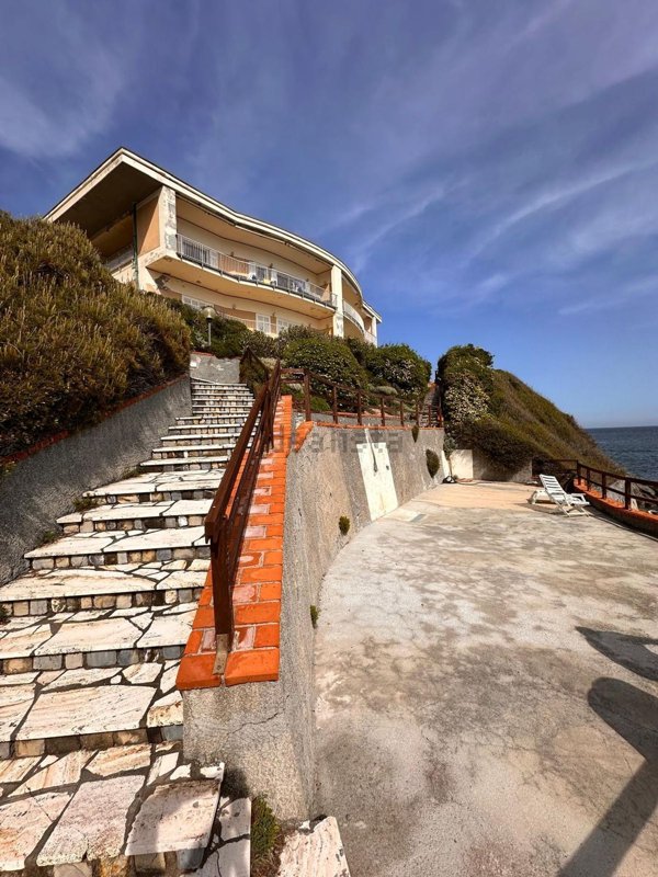 appartamento in vendita ad Andora