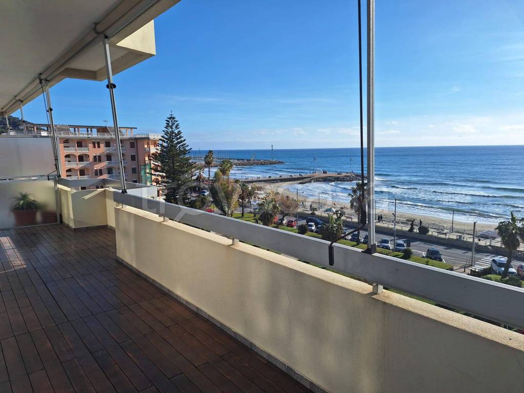 appartamento in vendita ad Andora