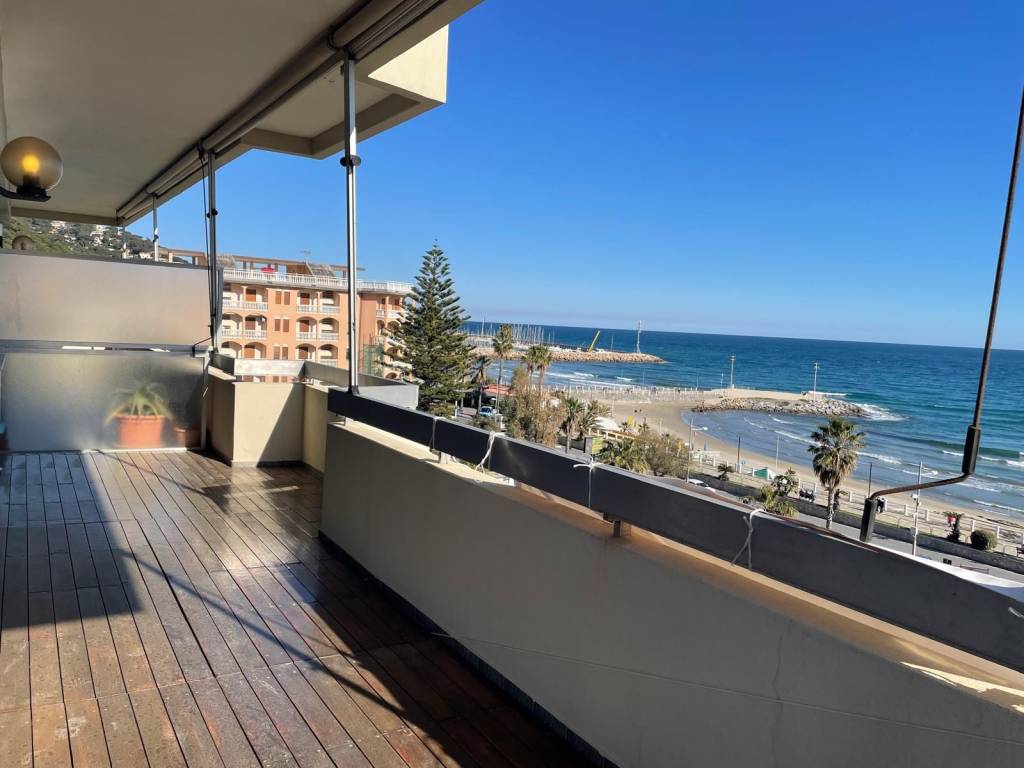 appartamento in vendita ad Andora