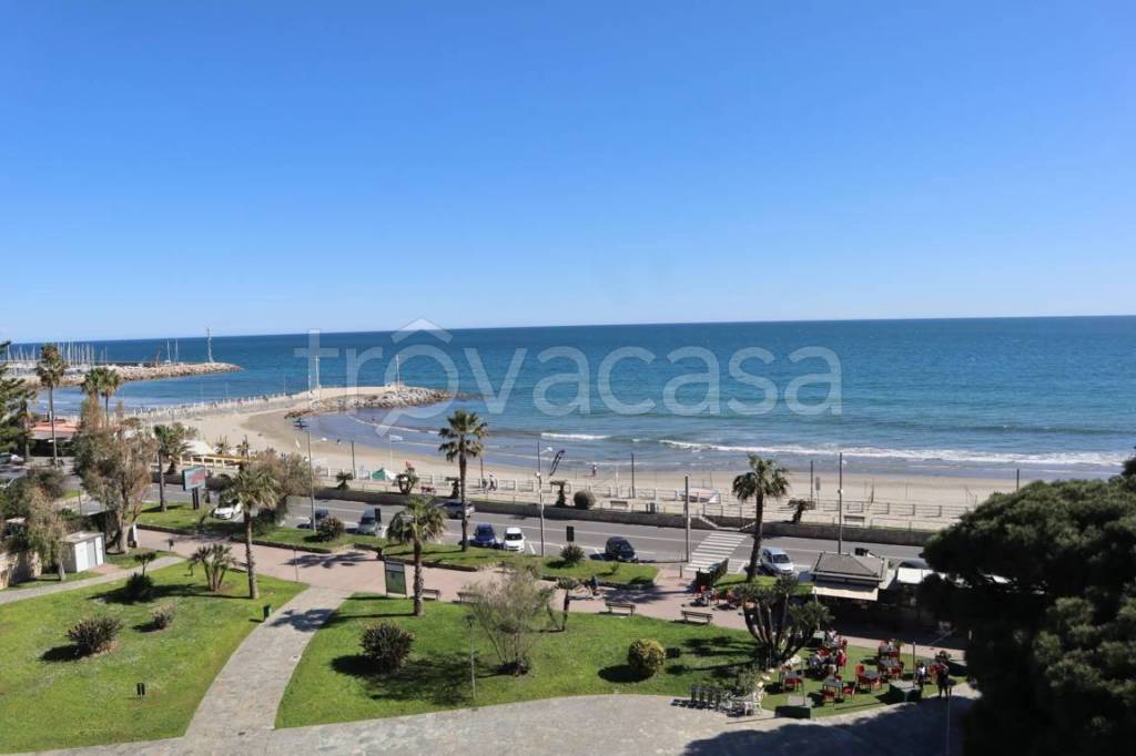 appartamento in vendita ad Andora