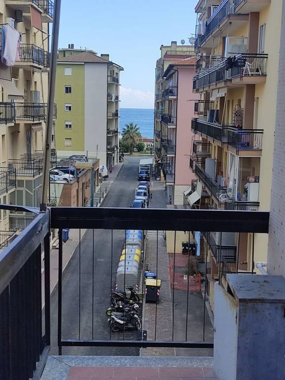 appartamento in vendita ad Andora