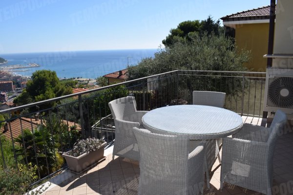 appartamento in vendita ad Andora