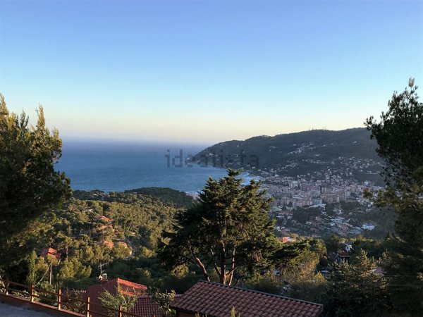 appartamento in vendita ad Andora