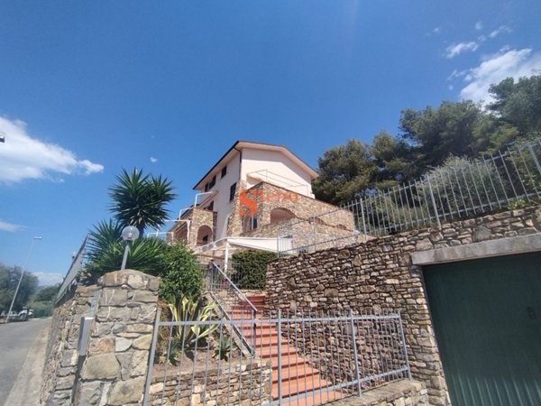 appartamento in vendita ad Andora