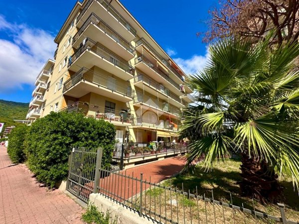 appartamento in vendita ad Andora