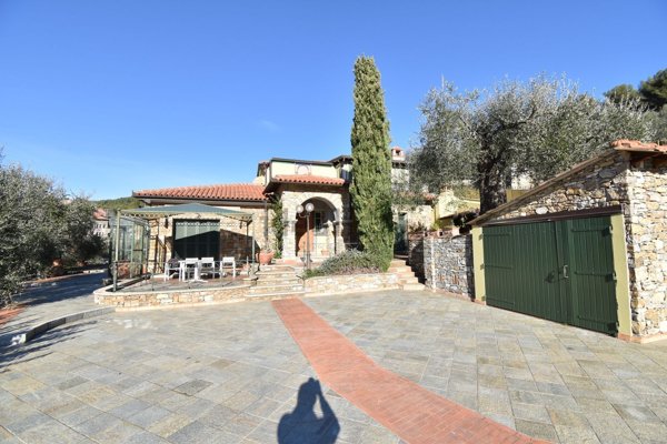 appartamento in vendita ad Andora